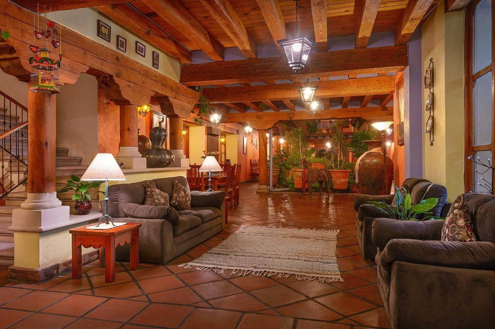 Hotel Pueblo Magico Patzcuaro Exterior photo