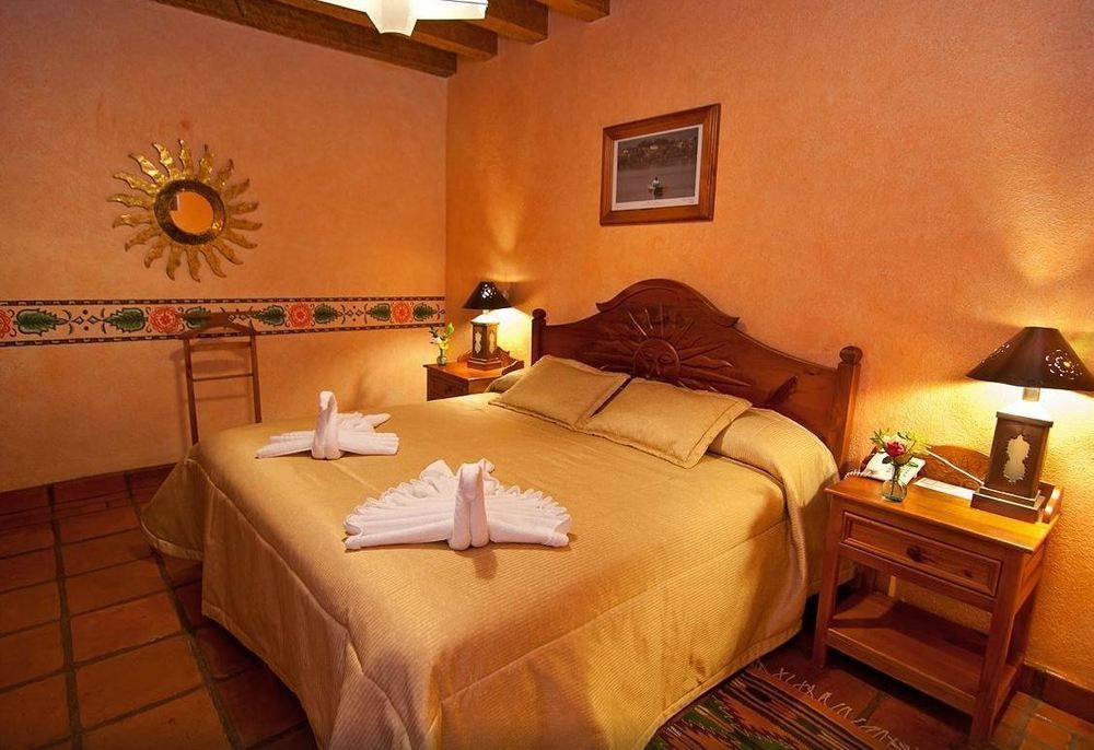 Hotel Pueblo Magico Patzcuaro Exterior photo