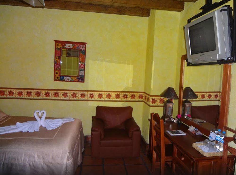 Hotel Pueblo Magico Patzcuaro Exterior photo