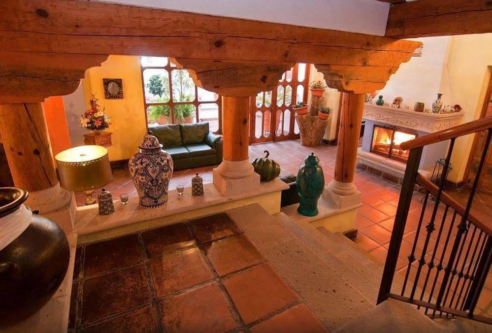 Hotel Pueblo Magico Patzcuaro Exterior photo