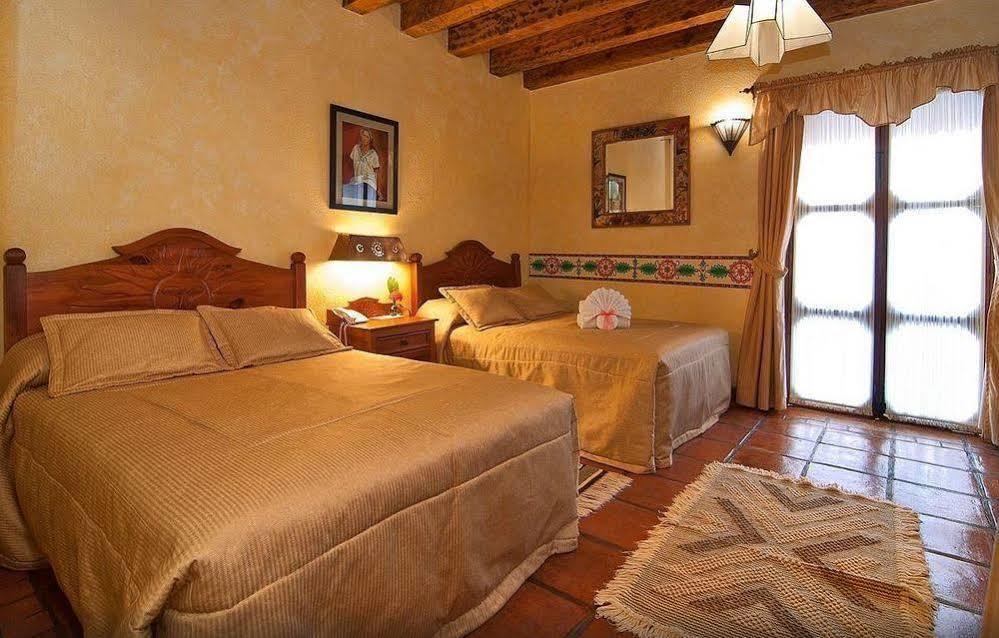 Hotel Pueblo Magico Patzcuaro Exterior photo